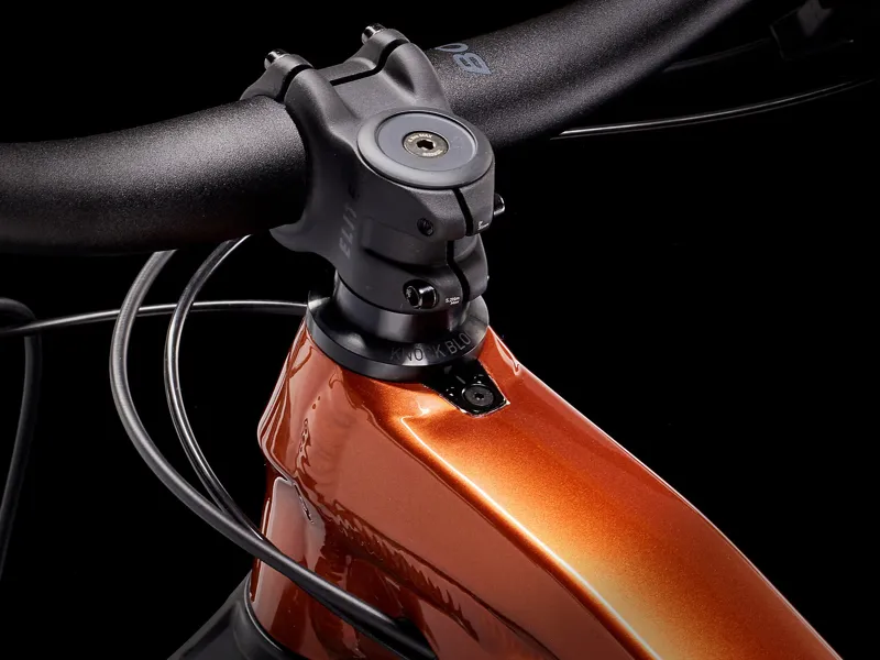 TREK Slash 8 Full Suspension Mountain Bike in Pennyflake-4