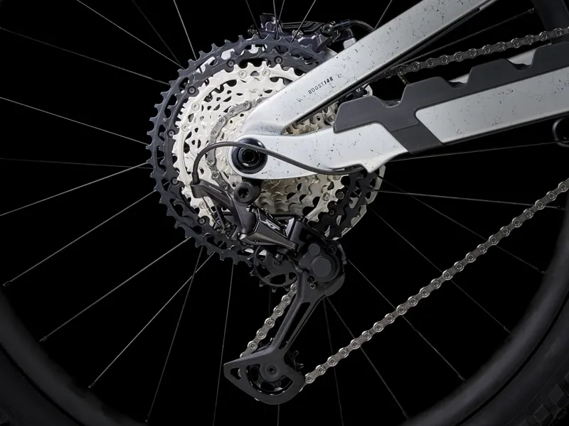 TREK Slash 9.8 XT Gen 6 Full Suspension Mountain Bike in Argent Drizzle-1