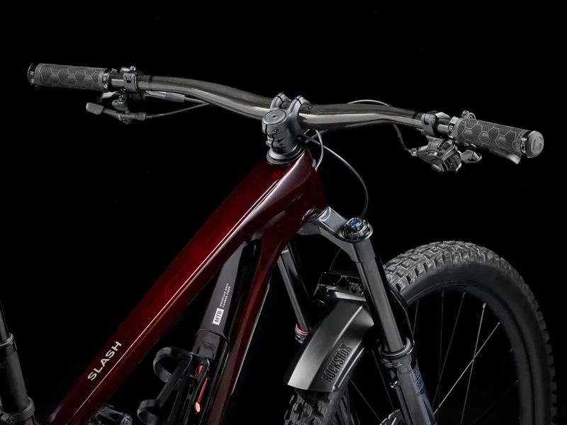 TREK Slash 9.8 XT Gen 6 Full Suspension Mountain Bike in Carbon Red Smoke-1