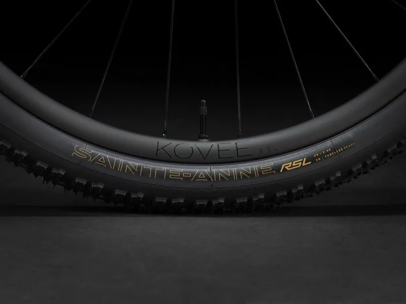 TREK Supercaliber SLR 9.9 XX AXS Gen 2 Full Suspension XC Mountain Bike in Carbon Red Smoke-8