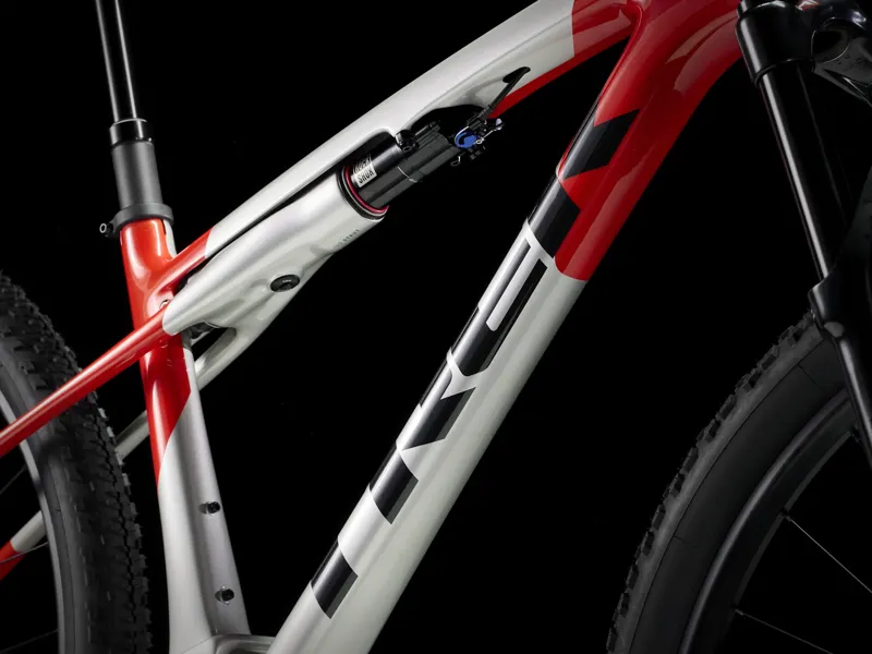 TREK Supercaliber SL 9.6 Gen 2 Full Suspension Mountain Bike in Lunar Silver and Lava Red-3