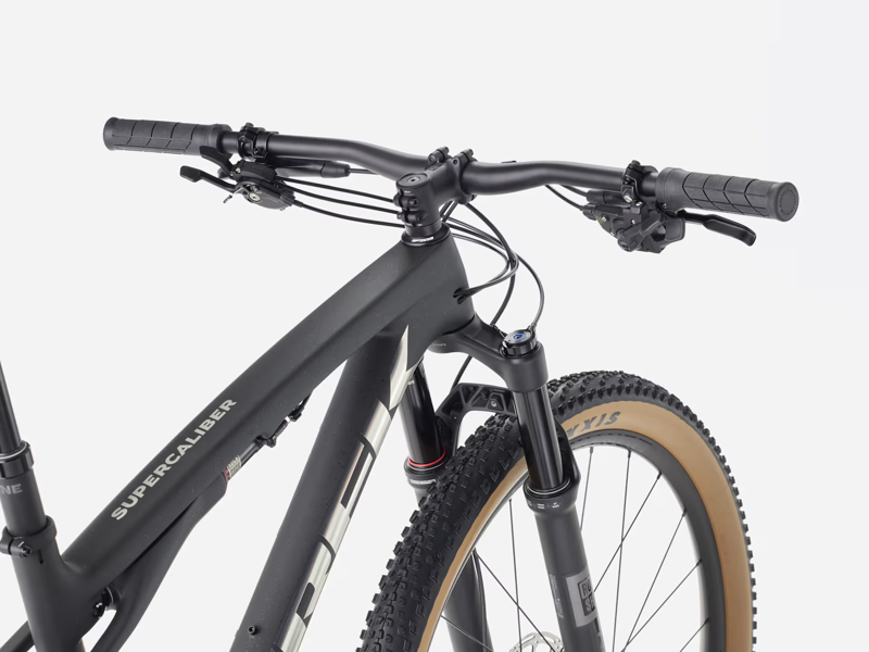 TREK Supercaliber SL 9.6 Gen 2 Full Suspension Mountain Bike in Matte Carbon and Gloss Black Splatter-2