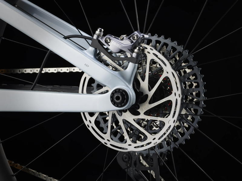 TREK Top Fuel 9.8 GX AXS Full Suspension Mountain Bike in Plasma Grey Pearl-7