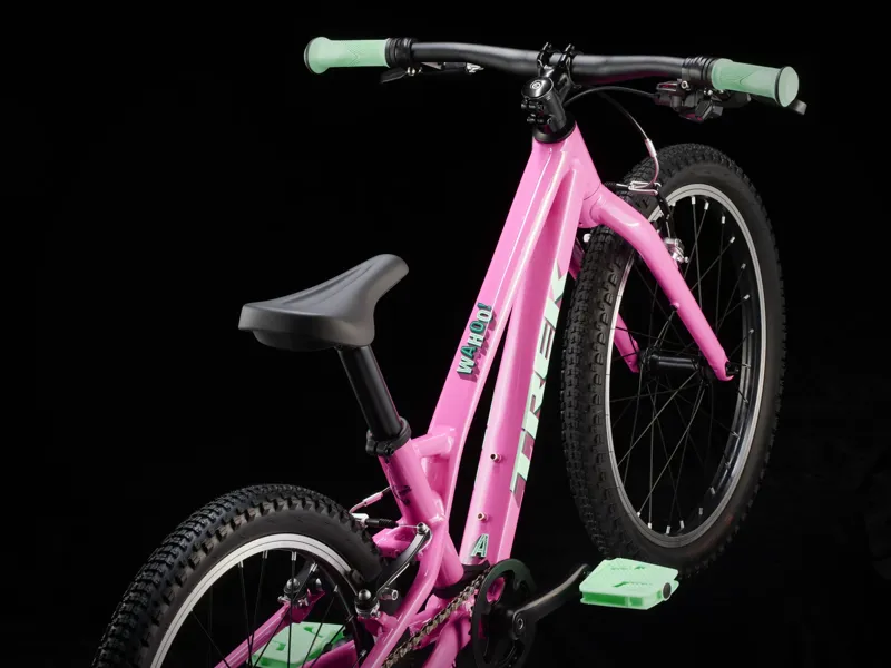 TREK Wahoo 20 Path Kids Mountain Bike in Pink Frosting-3