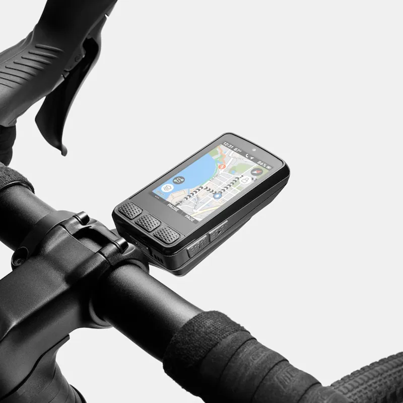 Wahoo ELEMNT Roam 3 GPS Cycling Computer-1