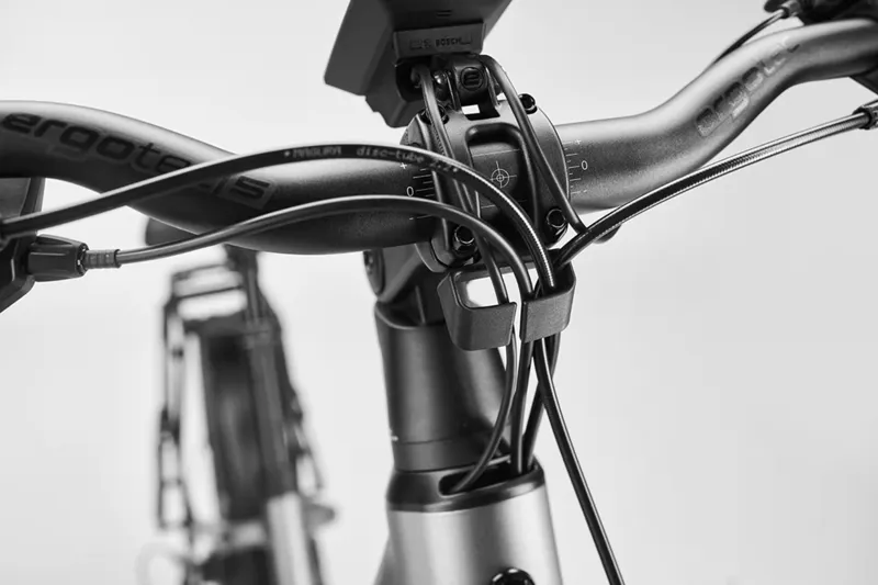 Diamant Suvea Trip Plus Low Step 600Wh Electric Hybrid Bike in Heugrun-5