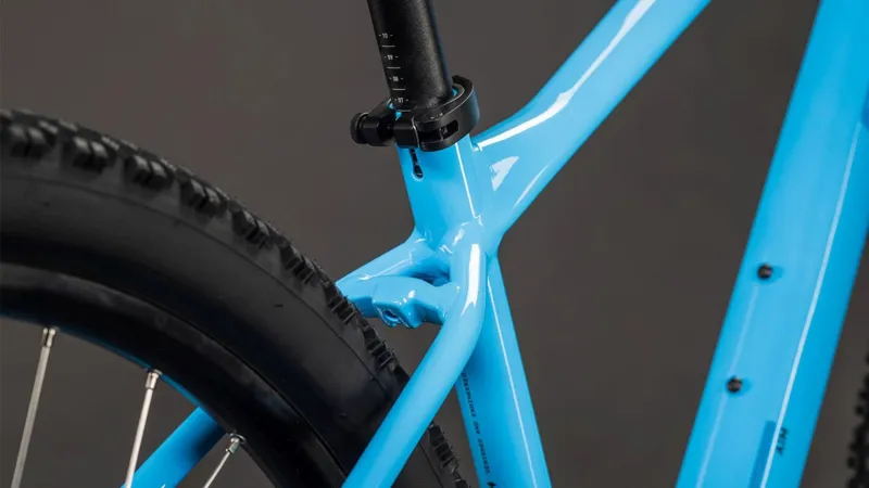 Cube Aim One Mountain Bike in Marlinblue and Reflex-5