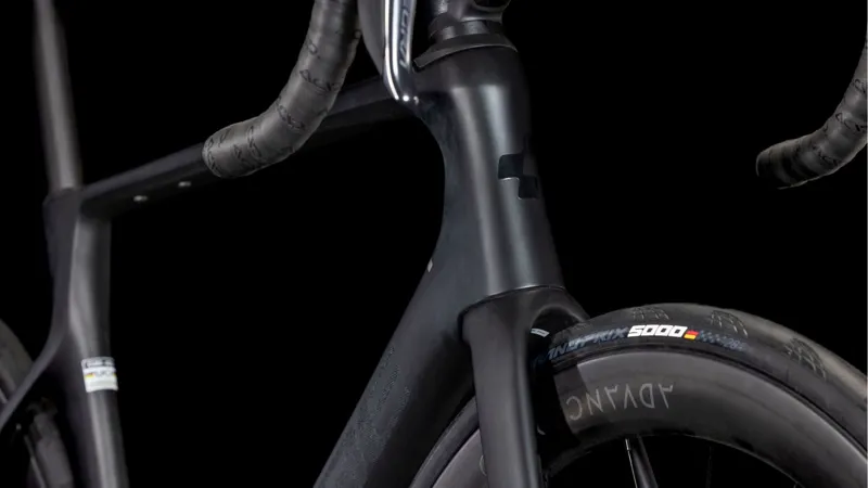 Cube Agree C:62 Pro Road Bike in Blackline-5