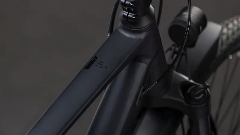 Cube Kathmandu Pro Hybrid Bike in Coal and Black-3