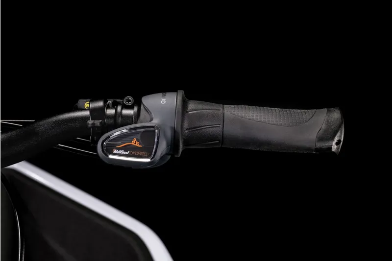 Cube Cargo Sport Hybrid 500Wh Electric Cargo Bike in Flashwhite and Black-4