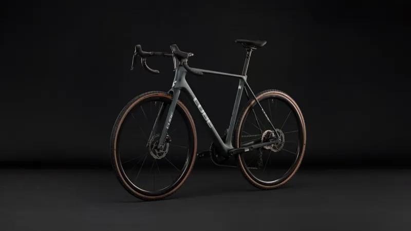 Cube Cross Race C:62 Race Cyclocross Bike in Carbon and Crisscross-10