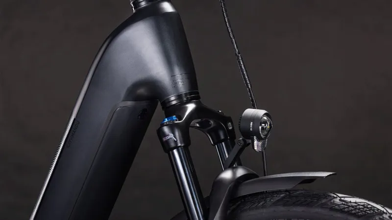 Cube Kathmandu Hybrid Pro EE 800Wh Electric Hybrid Bike in Coal and Black-5