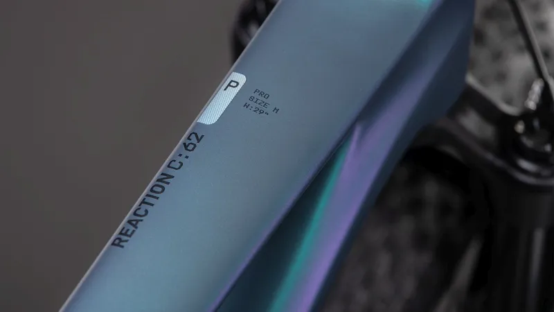 Cube Reaction C:62 Pro Mountain Bike in Polarlight and Black-4