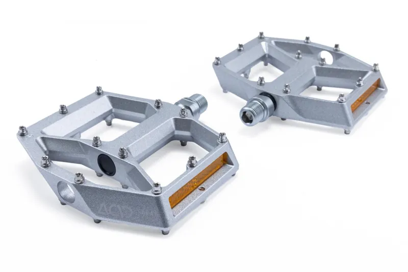 Acid A3-ZP R Flat Mountain Bike Pedals in Silver-2