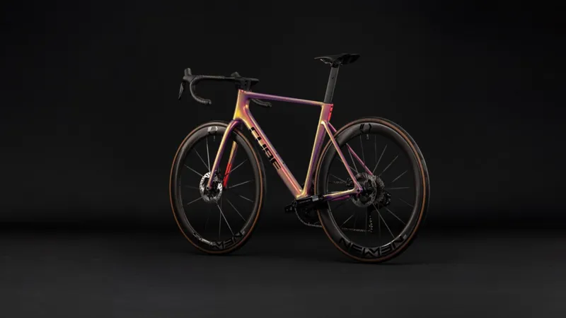 Cube Litening Air C:68X SLT Road Bike in Beamfibre and Black-10