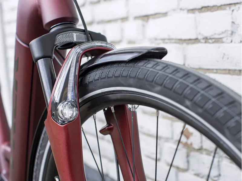 2021 Trek Verve+ 4 Lowstep 250wh Hybrid eBike in Red-4