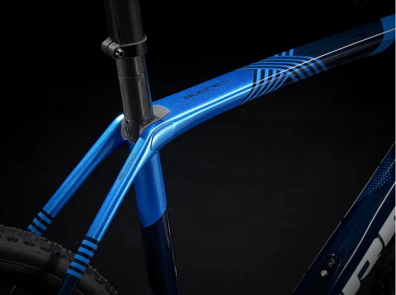 2021 Trek Boone 6 Disc Carbon Cyclcross Bike in Blue Smoke-3