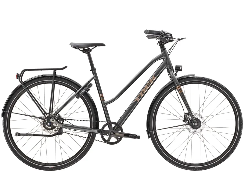 TREK District 4 Equipped Stagger Hybrid Bike in Lithium Grey