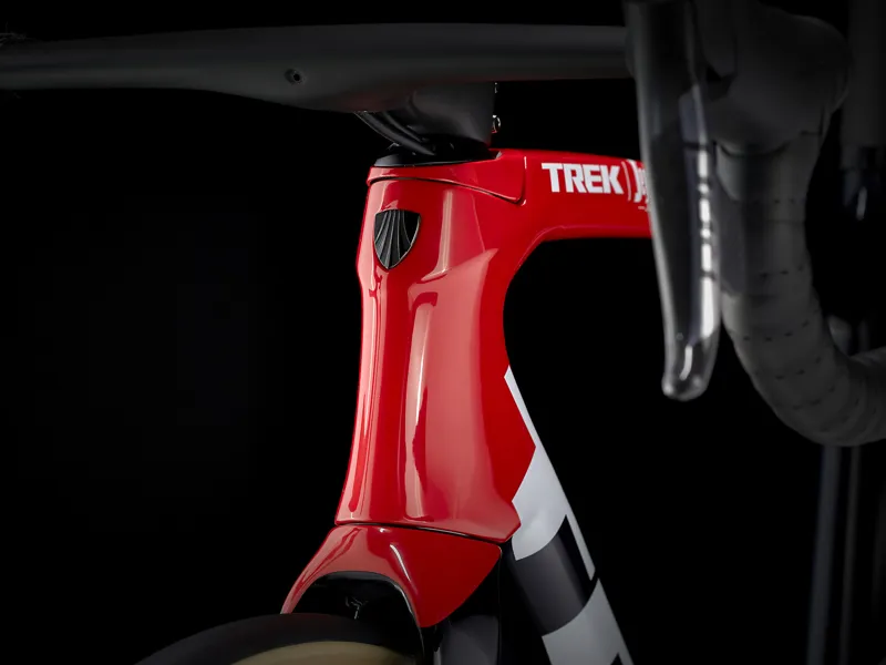 2022 Trek Emonda SLR 9 eTap Road Bike Navy Carbon Smoke and Red-2