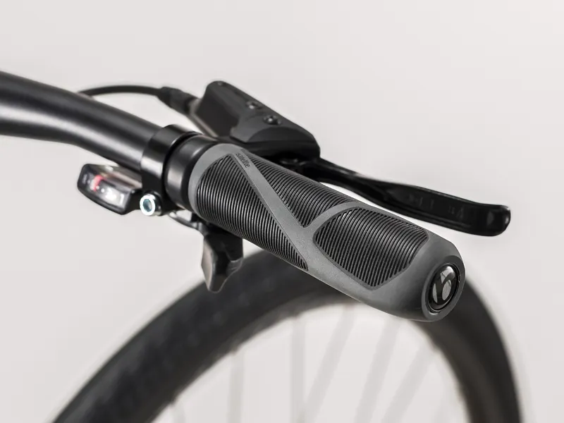 2021 Trek FX 2 WSD DISC Stagger Quicksilver