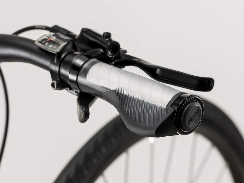 2021 Trek FX 3 Disc Mens Hybrid Bike in White-2