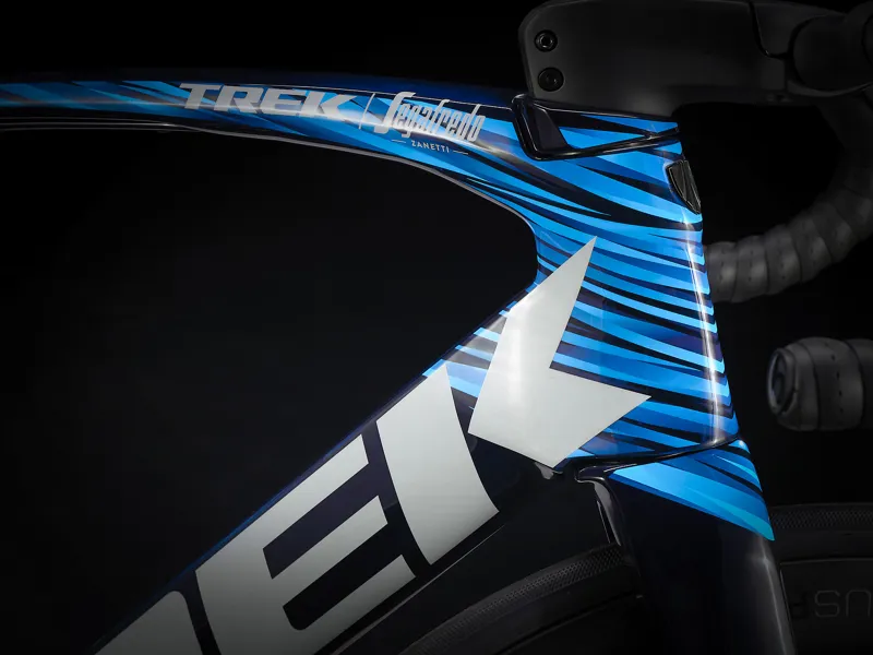 2021 Trek Madone SLR 7 eTap D Navy Carbon Smoke/ Blue Navy Carbon Smoke/Blue-4