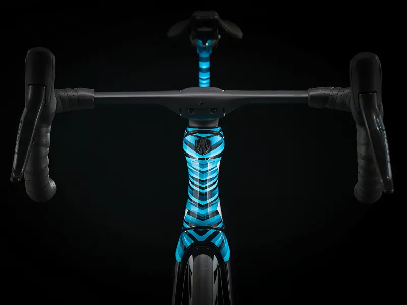 Trek madone slr 9 disc etap 2021 best sale