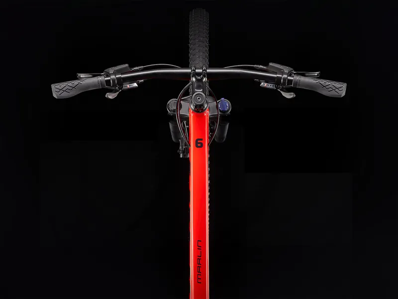 2021 Trek Marlin 6 Radioactive Red/Black-5