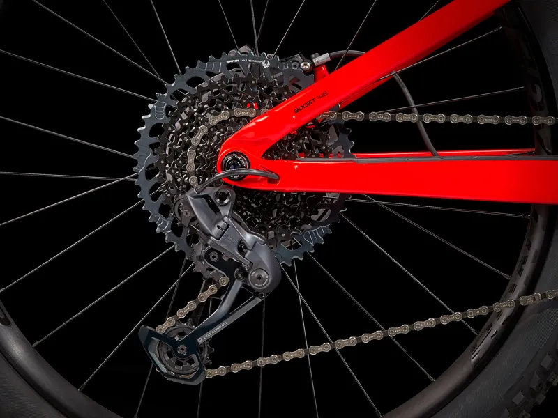 2021 Trek Remedy 8 27.5 GX Marigold to Red-2