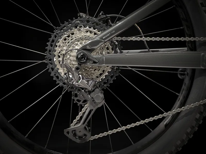 2021 Trek Remedy 8 27.5 XT Lithium Grey-2