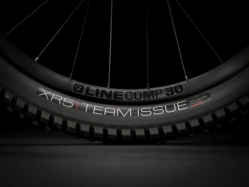 2021 Trek Remedy 8 27.5 XT Lithium Grey-4