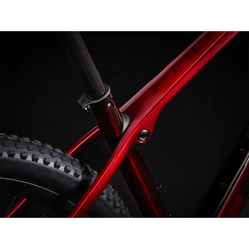 TREK Procaliber 9.8 XC Mountain Bike in Carbon Red Smoke and Crimson-7