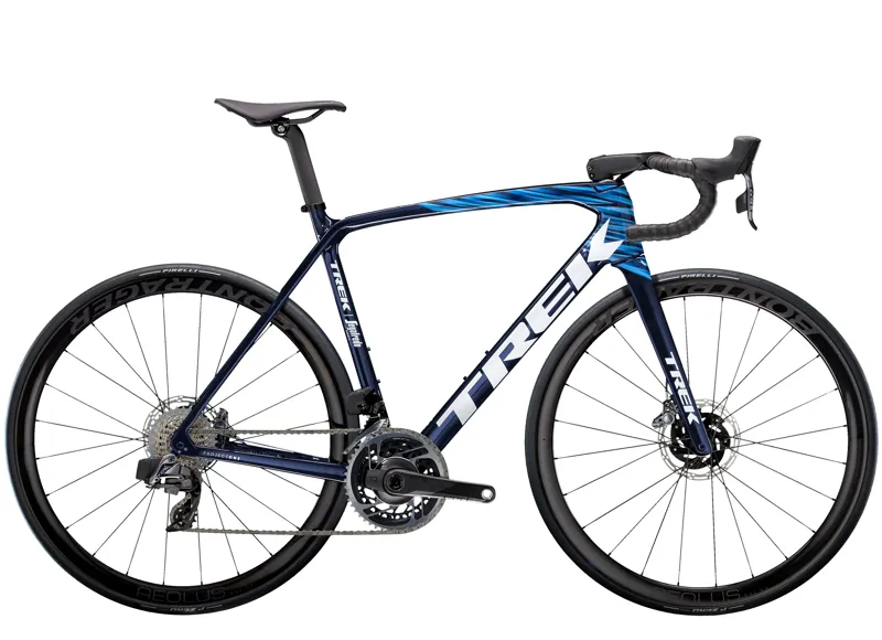 Trek carbon hot sale technology