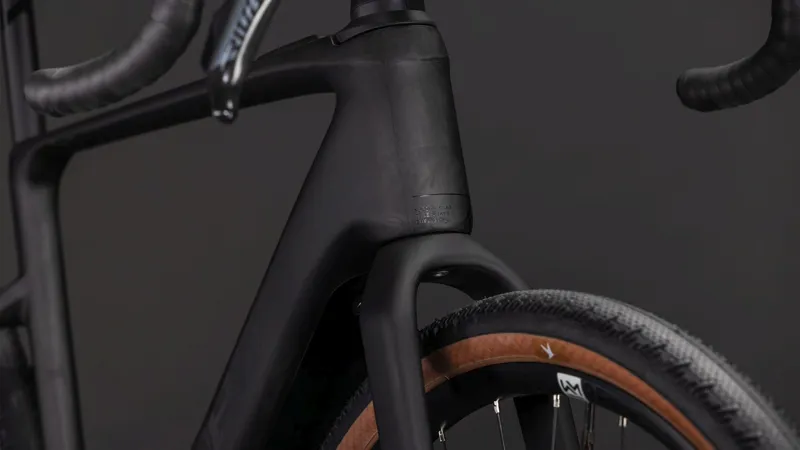 Cube Nuroad Hybrid C:62 EXC 400Wh Electric Gravel Bike in Blackline-2