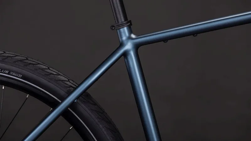 Cube Editor Pro Hybrid Bike in Mineralblue and Chrome-3