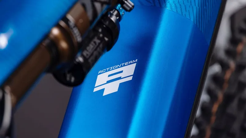 Cube Stereo Hybrid ONE44 HPC AT 800Wh Electric Full Suspension Mountain Bike in Actionteam-4