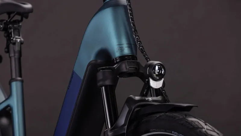 Cube Kathmandu Hybrid SLT EE 800Wh Electric Hybrid Bike in Duskwood and Goblin-4