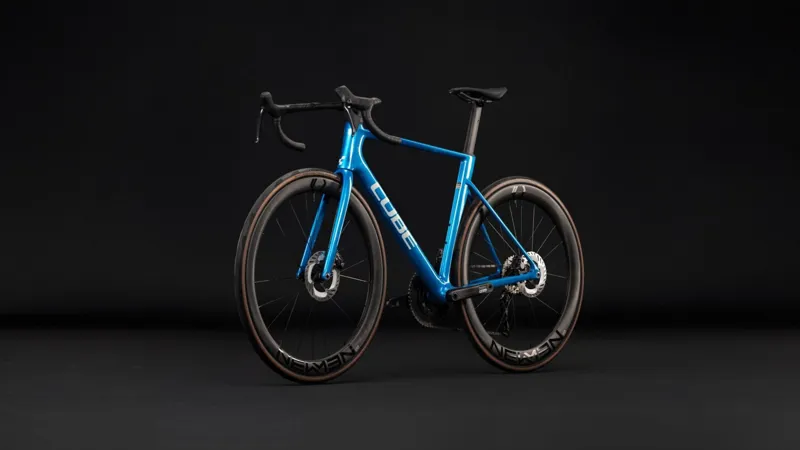 Cube Litening Air C:68X Race Road Bike in Bluetwister and Prizm-10