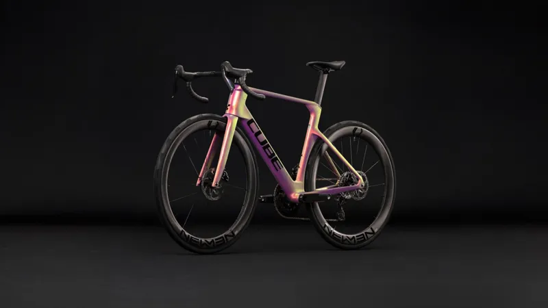 Cube Litening Aero C:68X Pro Road Bike in Beamfibre and Black-10