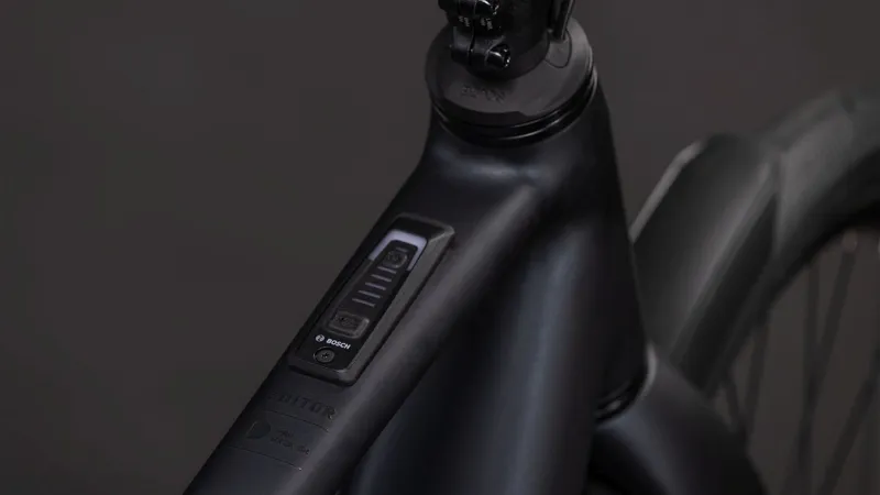 Cube Editor Hybrid Pro FE 400Wh Electric Hybrid Bike in Coal and Prism-7