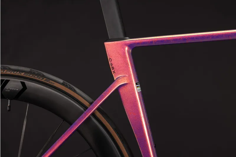 Cube Litening Air C:68X SLT Road Bike in Beamfibre and Black-7