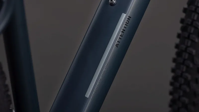 Cube Attention Pro Mountain Bike in Night and Black-3