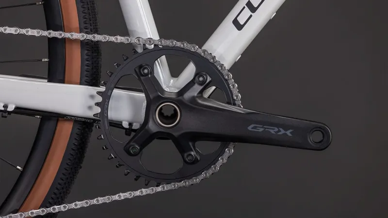 Cube Nuroad EX Gravel Bike in Cotton and Grey-3