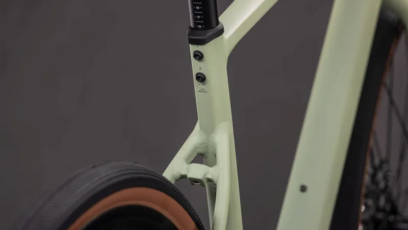 Cube Nuroad Pro Gravel Bike in Pea and Grey-5