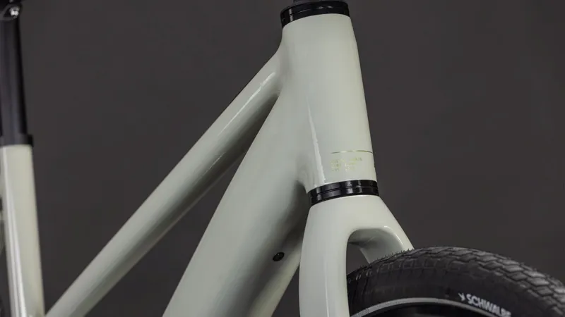 Cube Editor Hybrid SLX 400Wh Electric Hybrid Bike in Reedbeige and Chrome-4