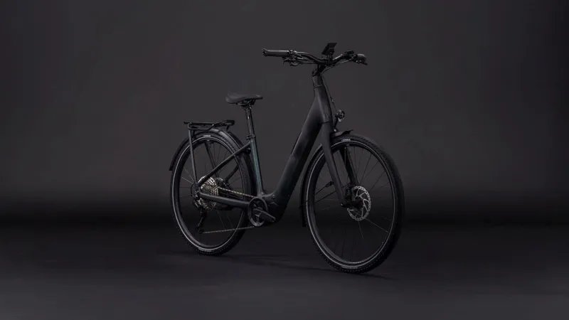 Cube Kathmandu Hybrid C:62 SLX EE 400Wh Electric Hybrid Bike in Liquidblack and Bluedust-7