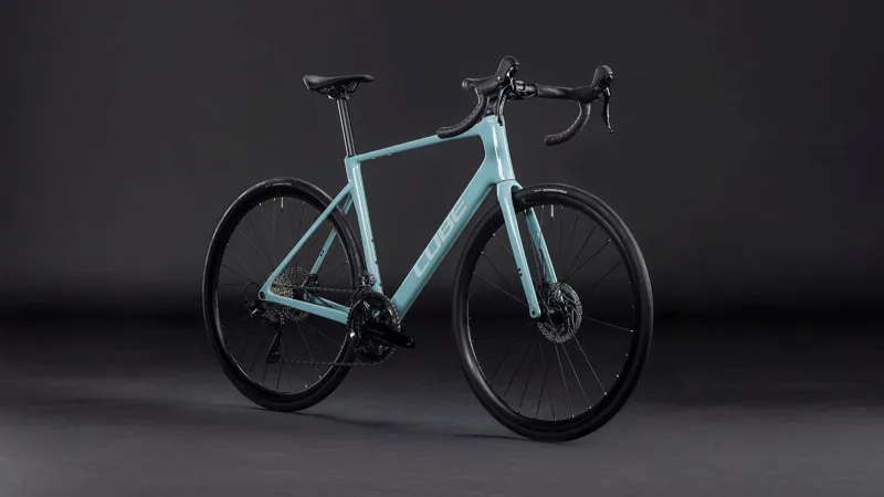 Cube Attain C:62 Race Road Bike in Skylightblue and Cyan-6