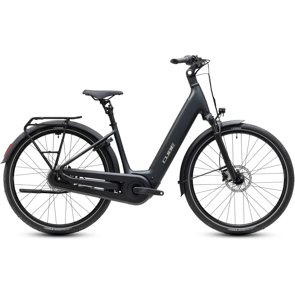 Cube Supreme Hybrid Comfort Pro EE 600Wh Electric Hybrid Bike in Grey and Chrome
