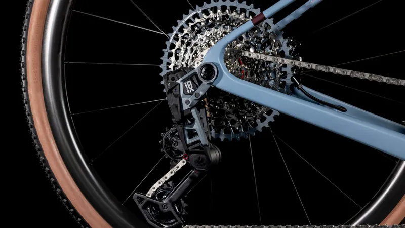 Cube Nuroad C:62 EX Gravel Bike in Pigeonblue and Art-6