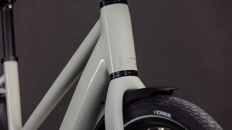 Cube Editor Hybrid SLX FE 400Wh Electric Hybrid Bike in Reedbeige and Chrome-5